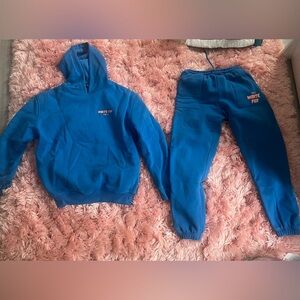 White Fox Boutique Offstage Hoodie & Sweatpants Set in color Azure (S/M)